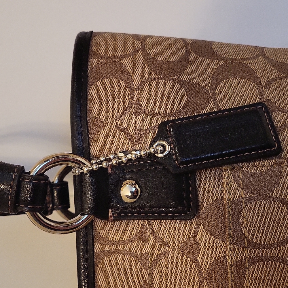 NWOT Coach Signature Logo Small Tote, Tan and Brown, Leather Trim - Picture 6 of 16